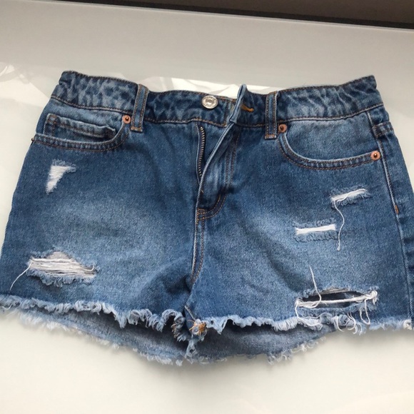 Shorts - Picture 1 of 2